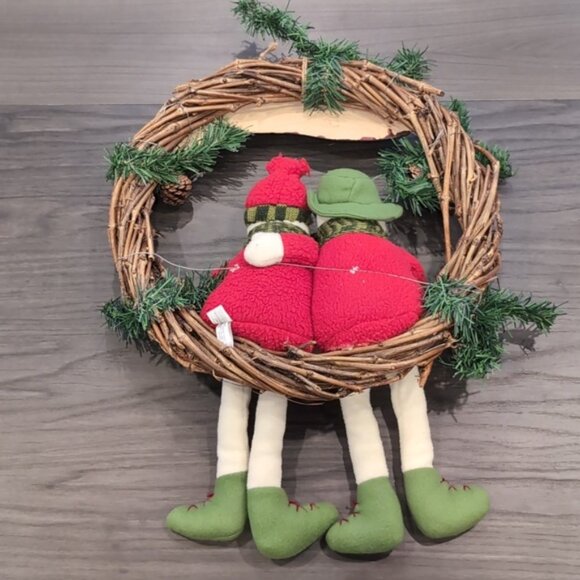 16" Merry Christmas Grapevine Wreath Plush Snowman Family Holiday Decor - Picture 9 of 13